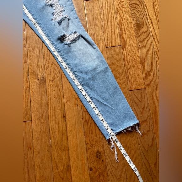 Universal Thread Mid Rise Skinny Jeans - Picture 6 of 12